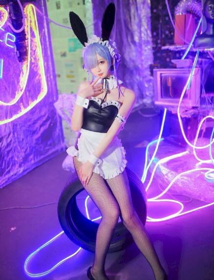 《善良的妻子》在线观看