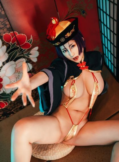 裙子里的野兽